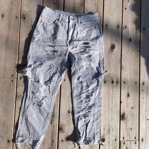American eagle grey ripped jeans